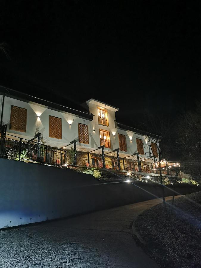 Illaberek Turistahaz Hotel Sukoró Buitenkant foto